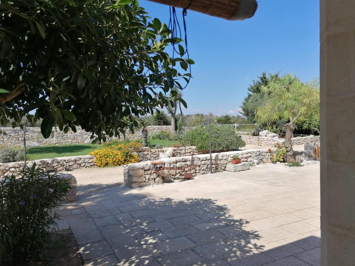 Agriturismo Allu Ruvezzu Bed and Breakfast Torre Mozza Exterior foto